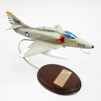 Douglas A-4F Skyhawk USN Model Scale:1/40