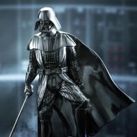 Darth Vader Figurine - Star Wars : Limited Edition Darth Vader Figurine