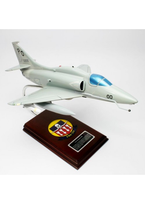 Douglas A-4F Skyhawk USMC Model Scale:1/32