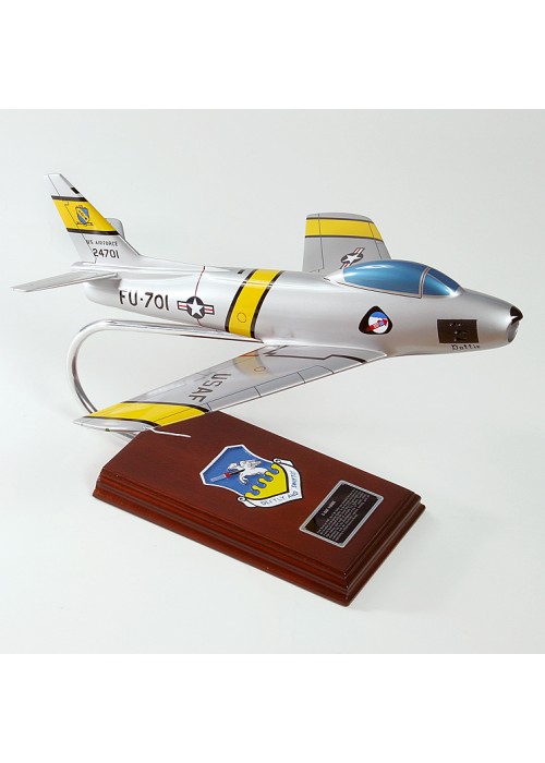 North American F-86F Sabre Model Scale:1/32
