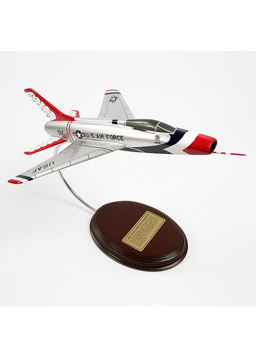 North American F-100D Super Sabre Tbirds Model Scale:1/49